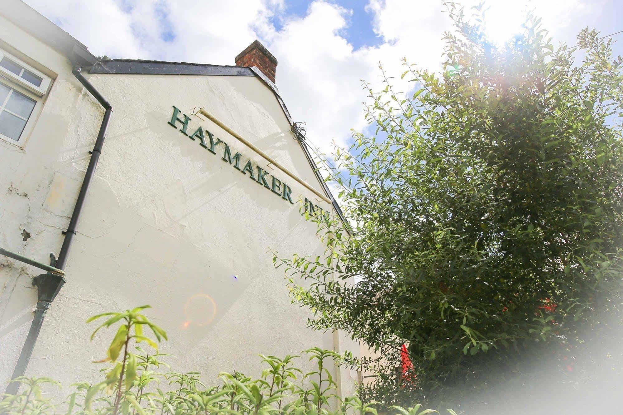 The Haymaker Inn Chard Exterior photo