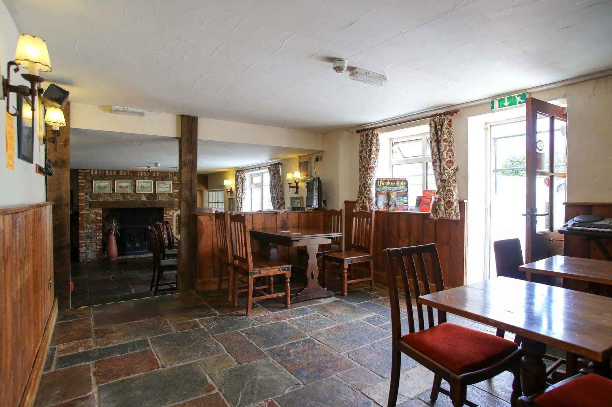 The Haymaker Inn Chard Exterior photo