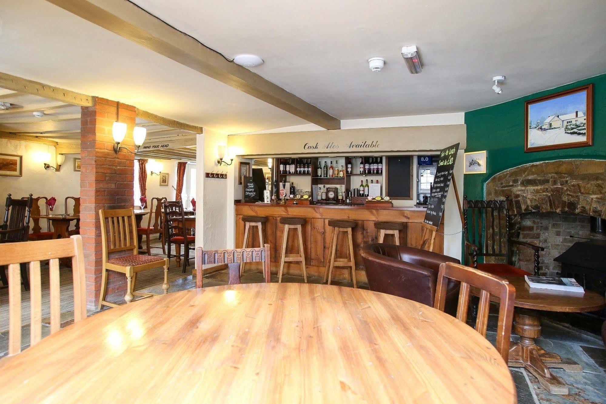 The Haymaker Inn Chard Exterior photo