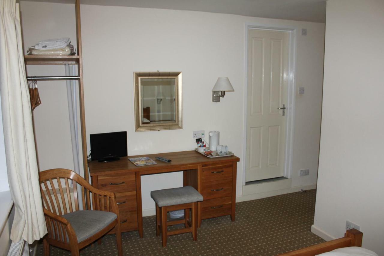 The Haymaker Inn Chard Room photo